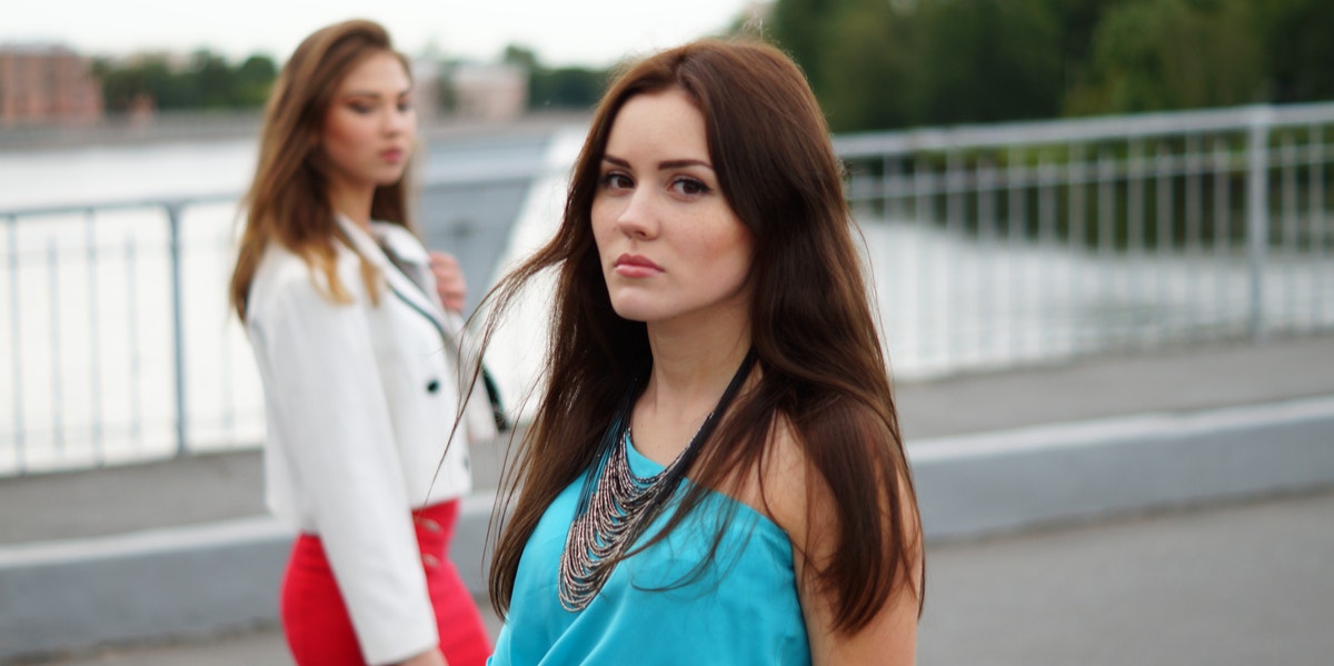 20 Things A Woman Will Do When She’s Jealous Of You