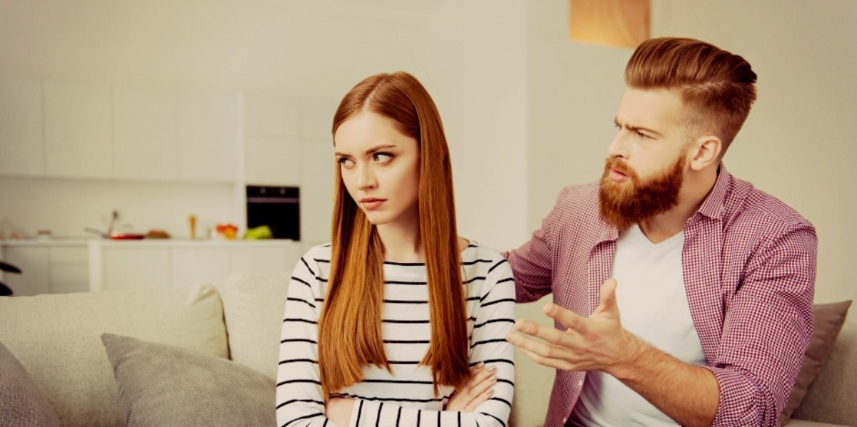 covert narcissistic abuse couple arguing