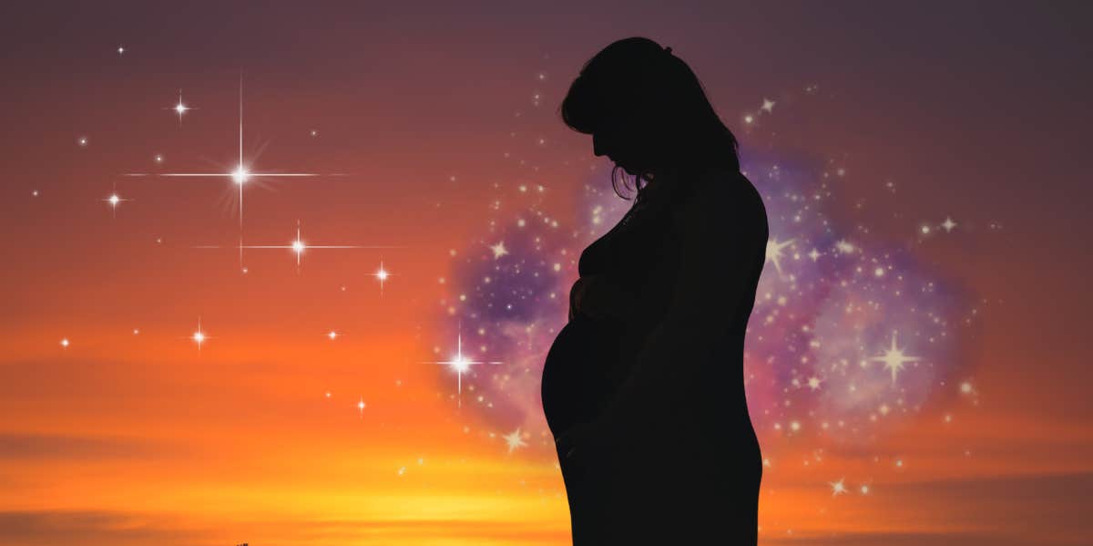 silhouette of pregnant woman