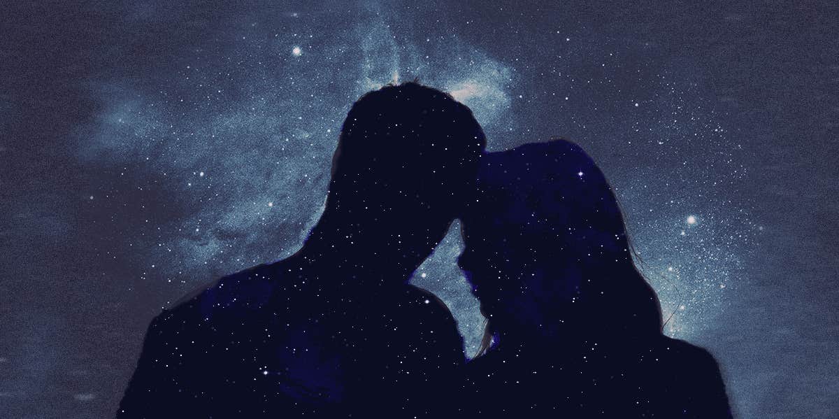 15 Spiritual & Psychic Signs From The Universe That Someone Is Coming Back cosmic couple