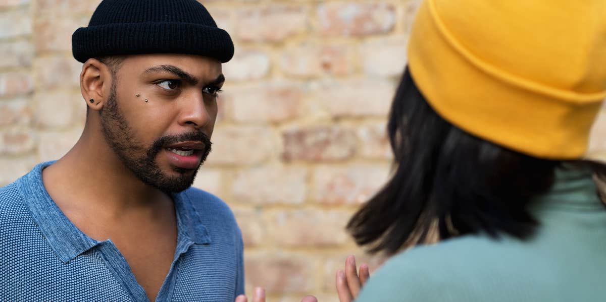 Grotesque Signs Of A Toxic Relationship couple arguing