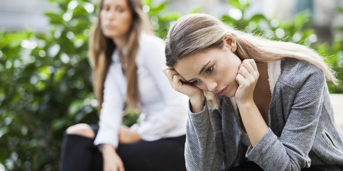 5 Warning Signs Of A Toxic Friendship & How To Know When It's Time To Break Up With A Friend And Move On With Your Life woman and bad friend