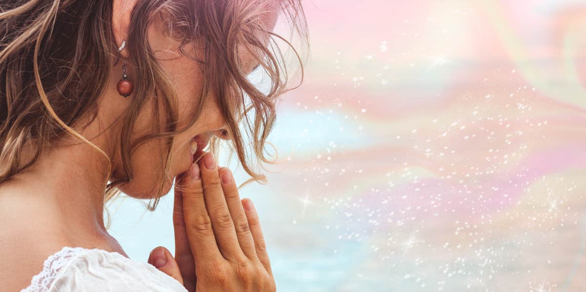 woman praying