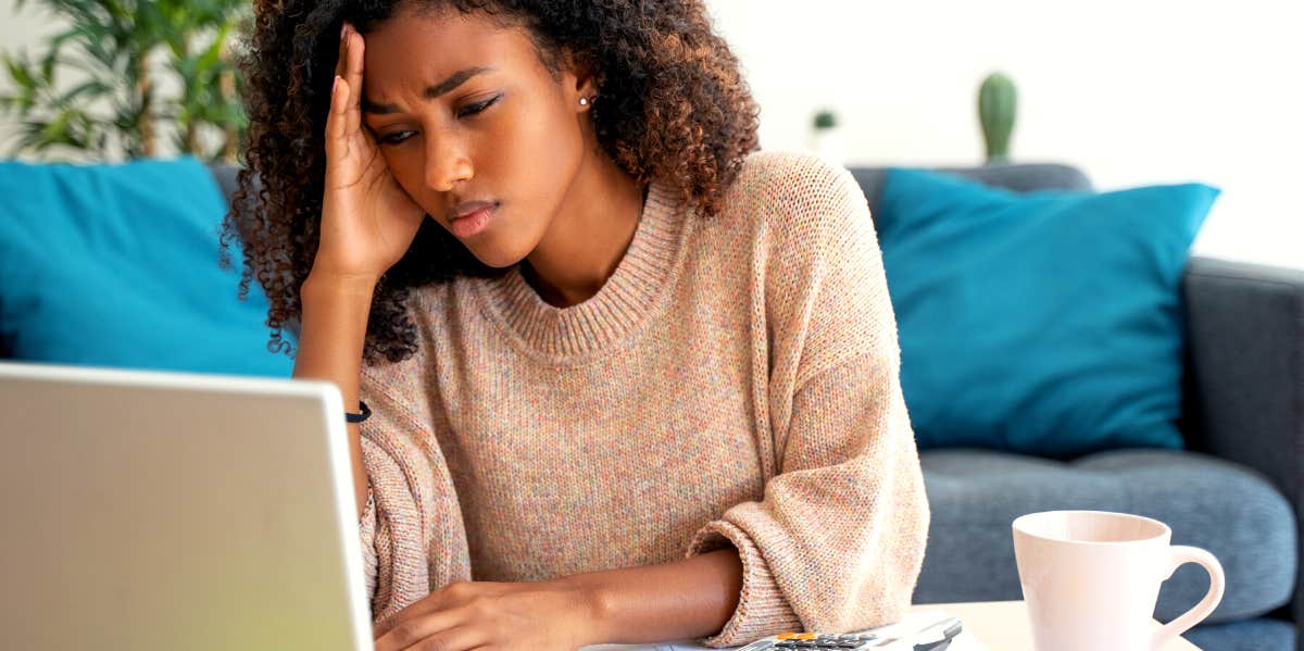 10 Signs Your Job Is Toxic woman working