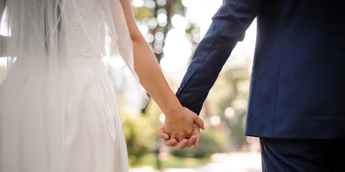 couple at wedding