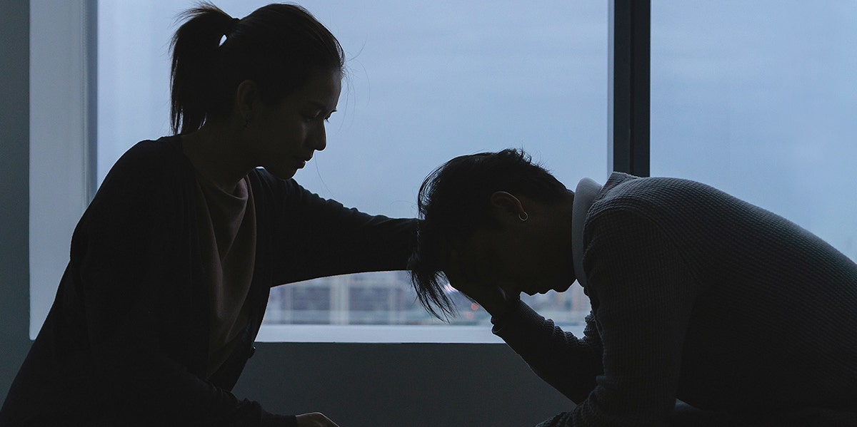 5 Silent Signs Of PTSD That Are Less Noticeable And Obvious woman comforting spouse