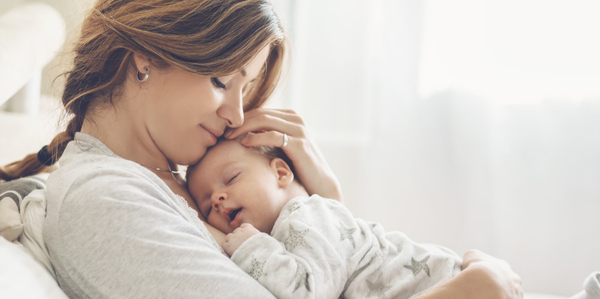 Parenting Advice For The Reality Of Motherhood For A Single Mom single mom and baby