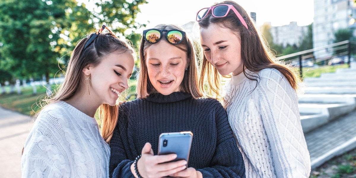 teens socializing