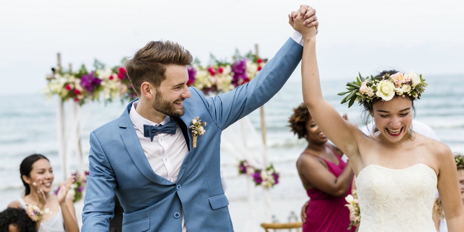 20 Best Christian Wedding Songs To Play On Your Special Day