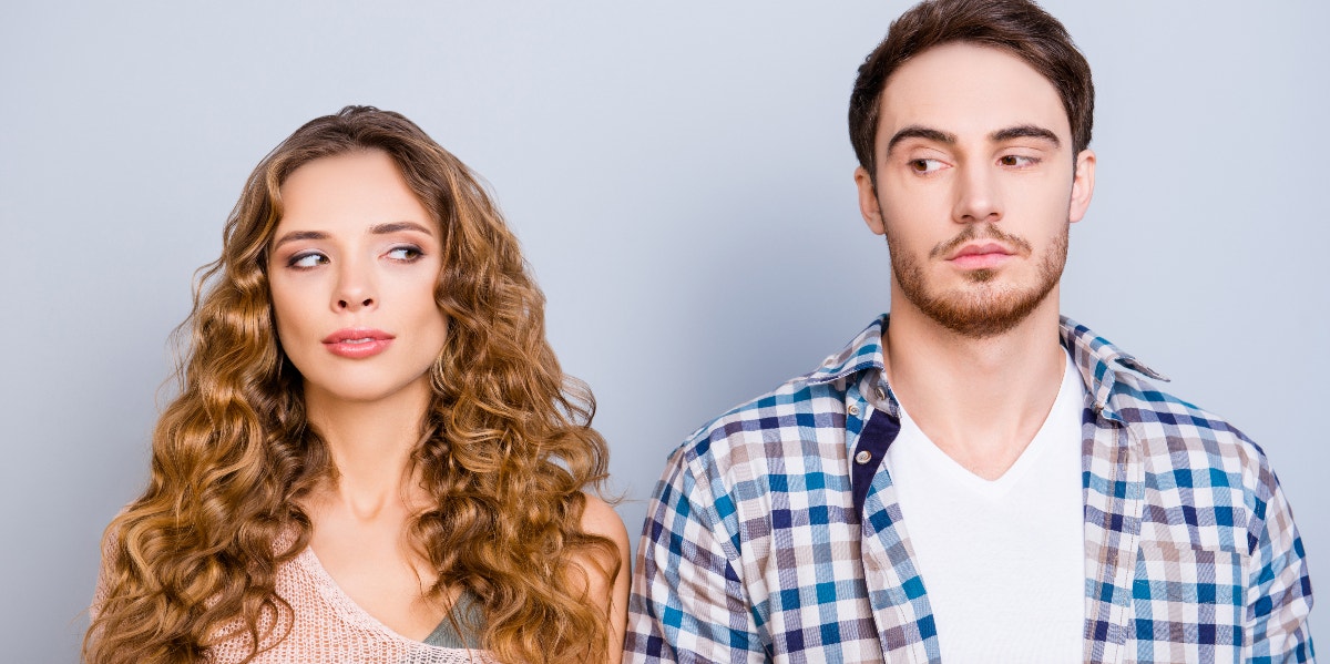 'Why Don't People Like Me?' 4 Reasons Why People Dislike You (And How To Fix It) two people side-eyeing each other