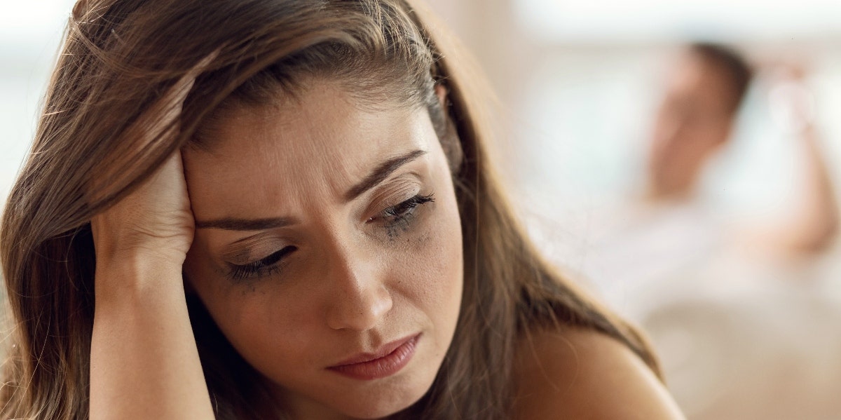 4 Steps You Must Take Leaving an Abusive Relationship woman crying