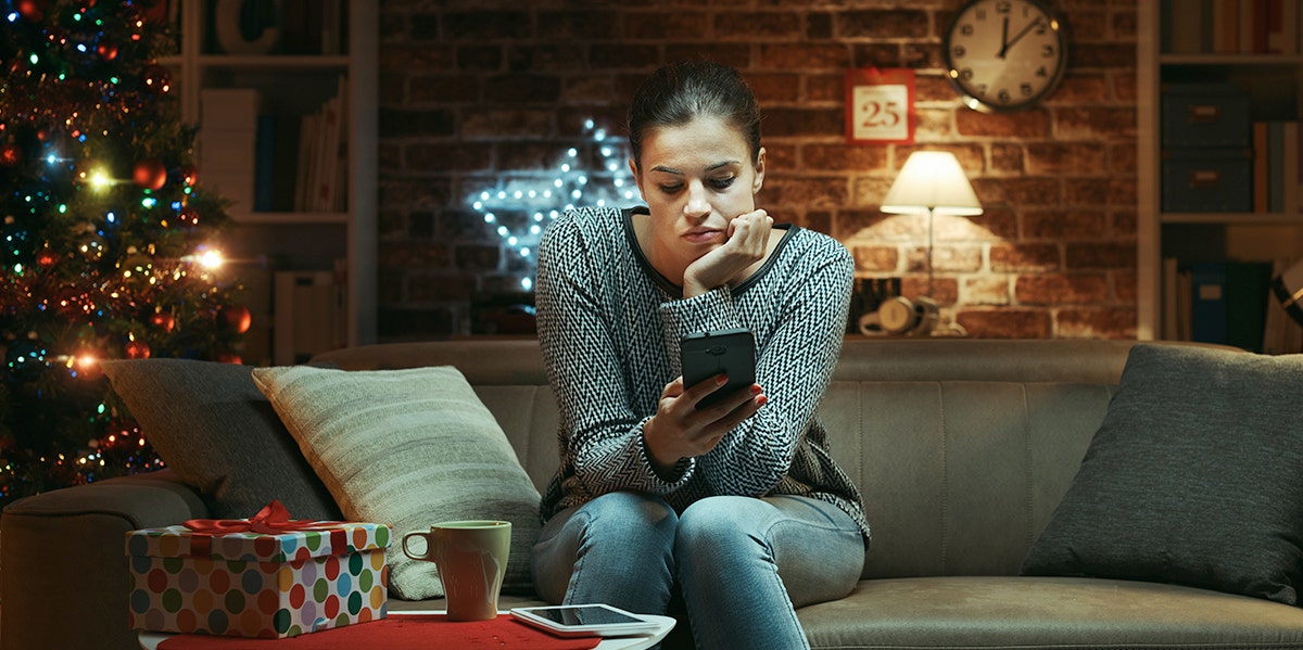 9 Types Of People Who Are Struggling During The Holidays sad woman christmas