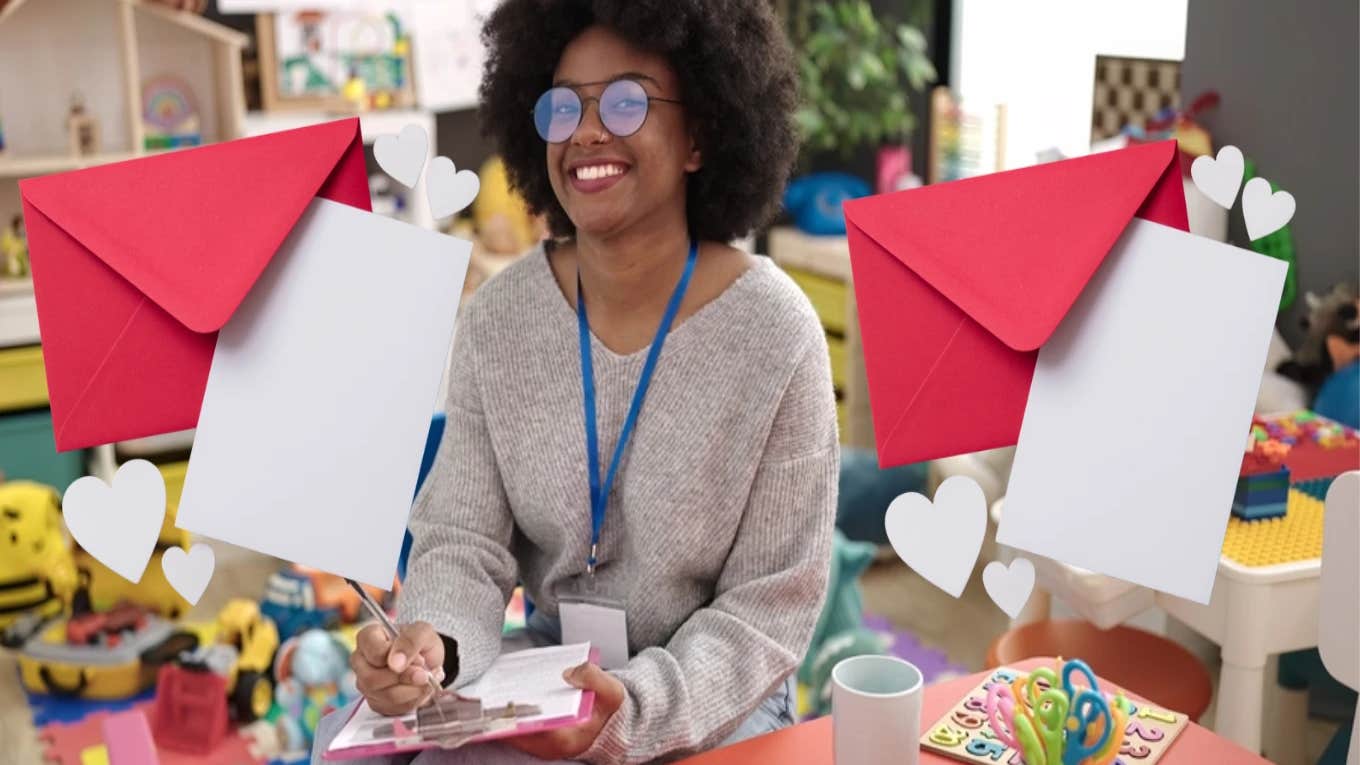 A Teacher Made Her Students Write Apology Letters To Their Substitute After They Misbehaved teacher writing on a clipboard