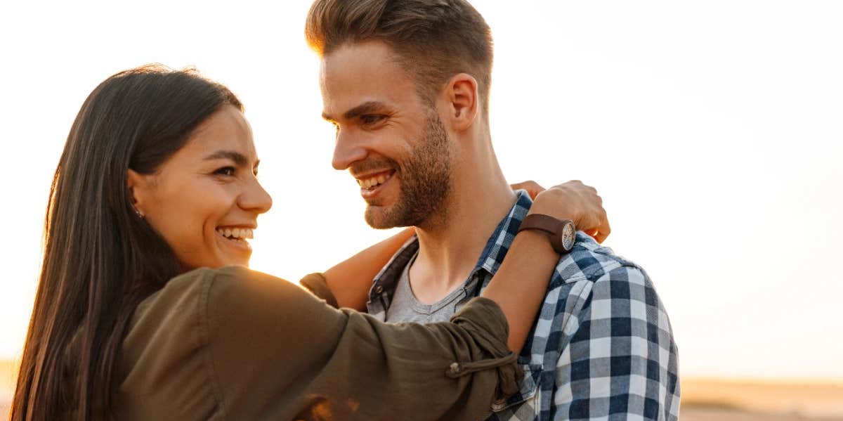 6 Subtle Qualities Single Men Find Most Attractive In Women couple hugging