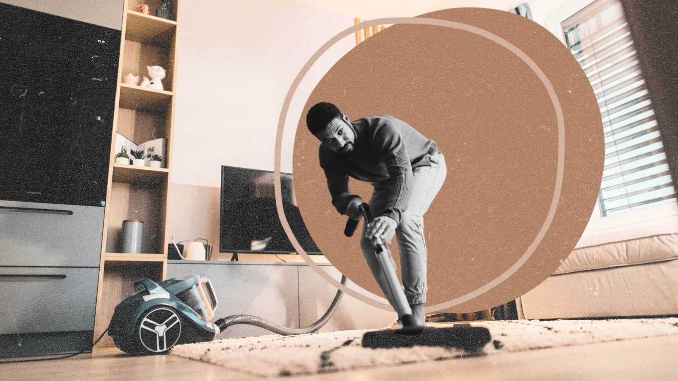 12 Tiny Subtle Signs Of OCD Man meticulously cleaning