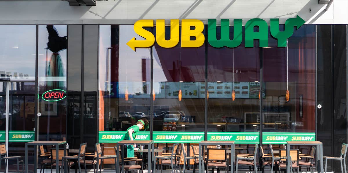 Subway Worker Loses Job After Defending Store From Armed Robber subway restaurant workers