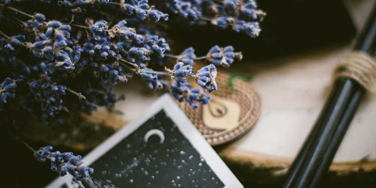 Today's Daily Tarot Horoscope May 2, 2023 today's tarot horoscope for may 2, 2023