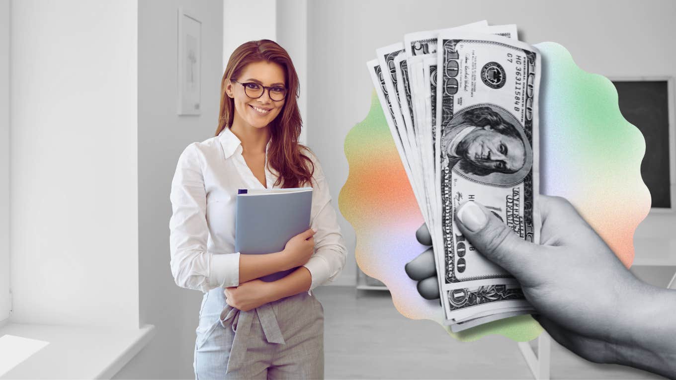 Teacher Handed $116 In Cash After A Parent Was Charged $2 Per Minute For Being Late To Pick Up teacher and hand holding out cash