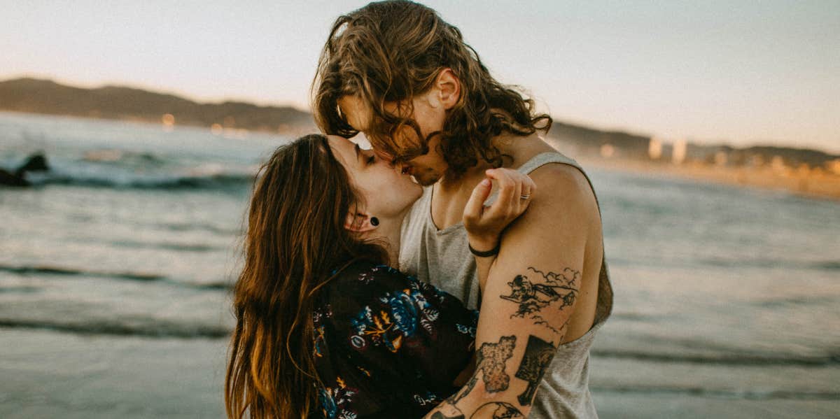 The Most Important Thing I Learned From My Teenage Hookup Phase Teenagers kissing