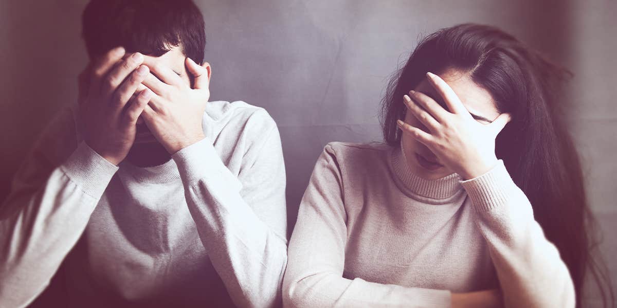 ests That'll Immediately Tell You If You're In A No-Good Relationship depressed couples