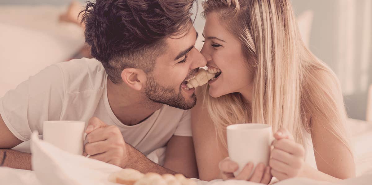 The 3 Most Effective Aphrodisiacs To Make A Man Fall For You couples eating croissant in bed