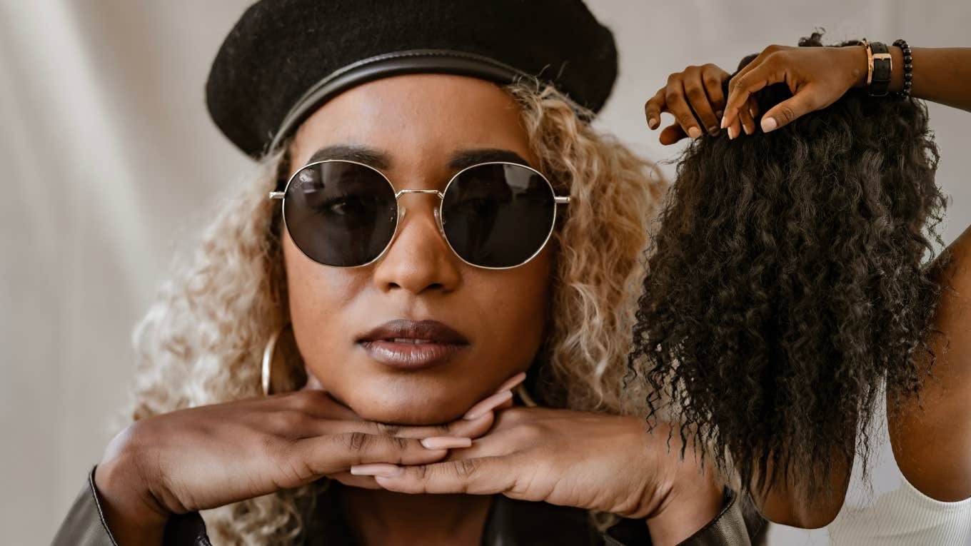 17 Things You Can Do For Yourself (That Also Make You Irresistible) Woman changing her hair style