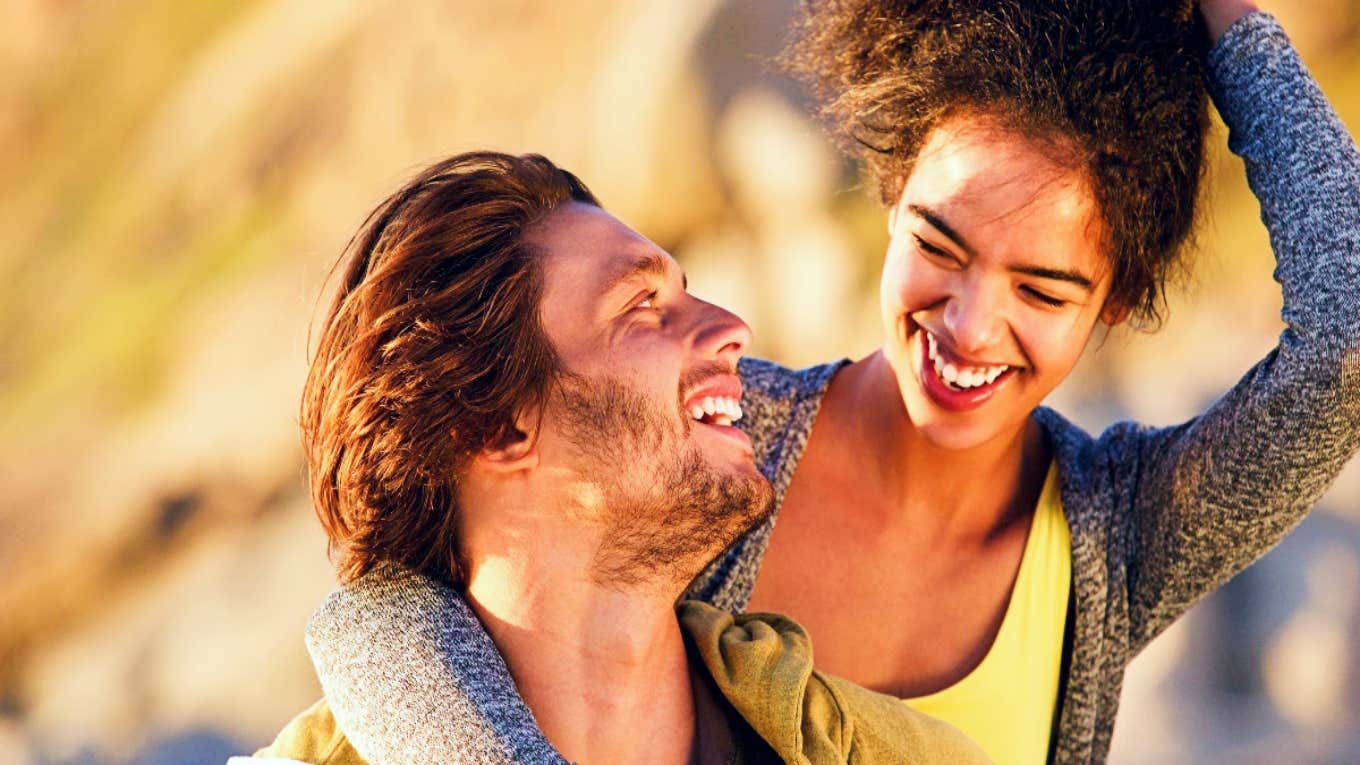 5 Things Every Great Husband Knows About His Wife happy couple smiling