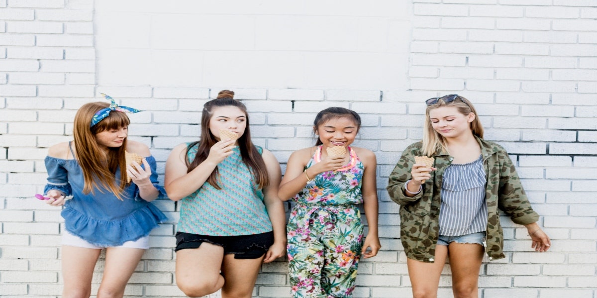 6 Tips For Talking To Your Tween About Weight Gain 6 Tips For Talking To Your Tween About Weight Gain