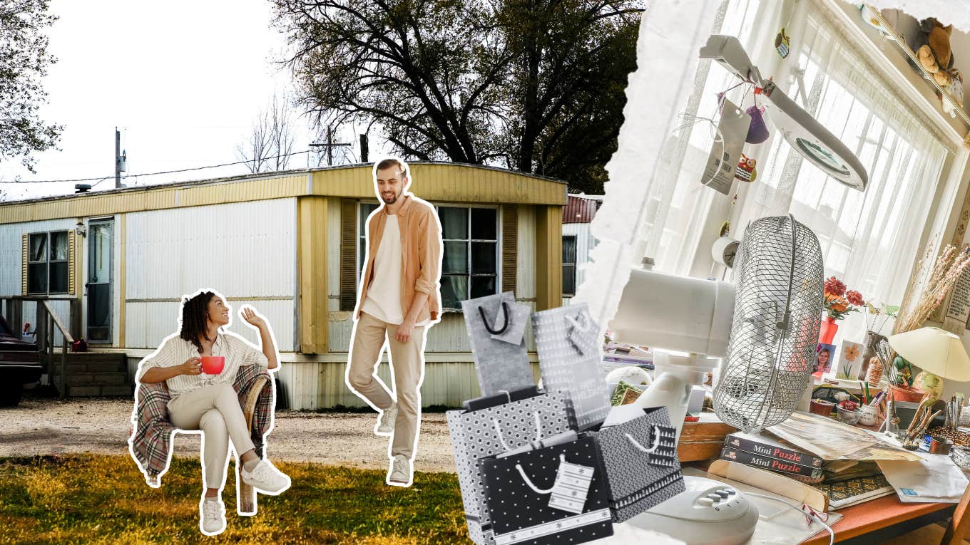 trailer-park-mom-insulted-while-showing-off-christmas-gifts-for-her