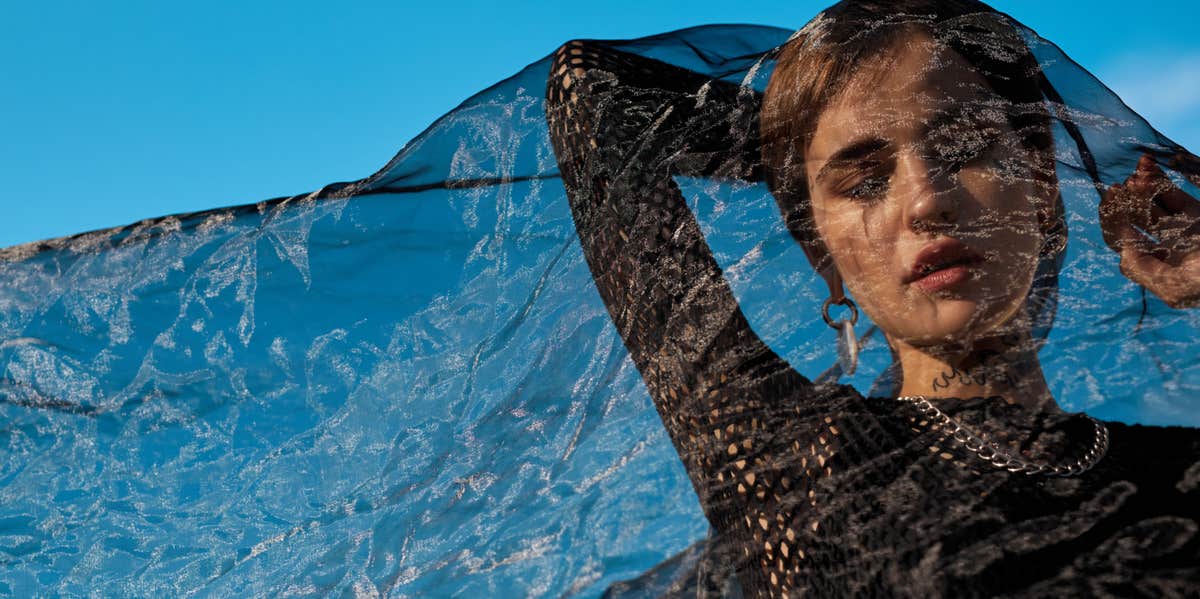 7 Rare Traits The Most Emotionally Strong People Have moody photo of woman