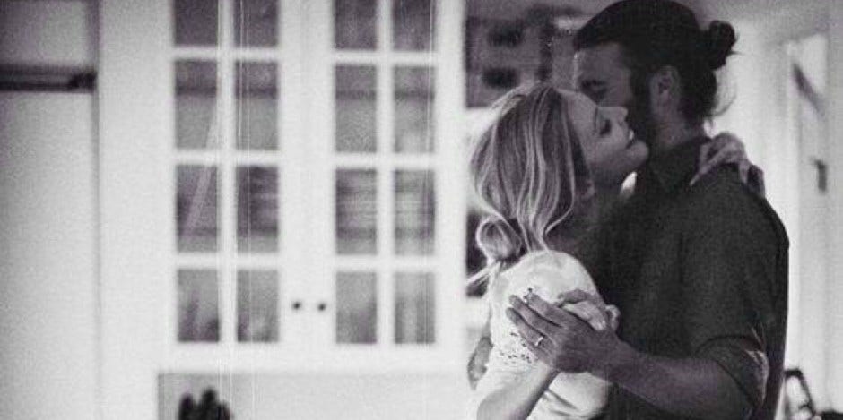 couple CHASE Her! Even When She's Already Yours