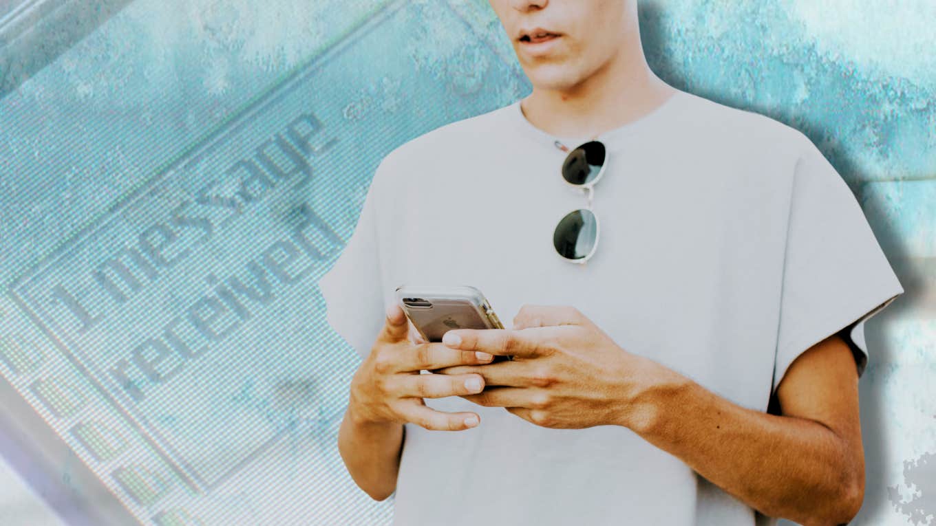 6 Unusual Text Message Men Love To Get, According To Experts Man reading text on his phone