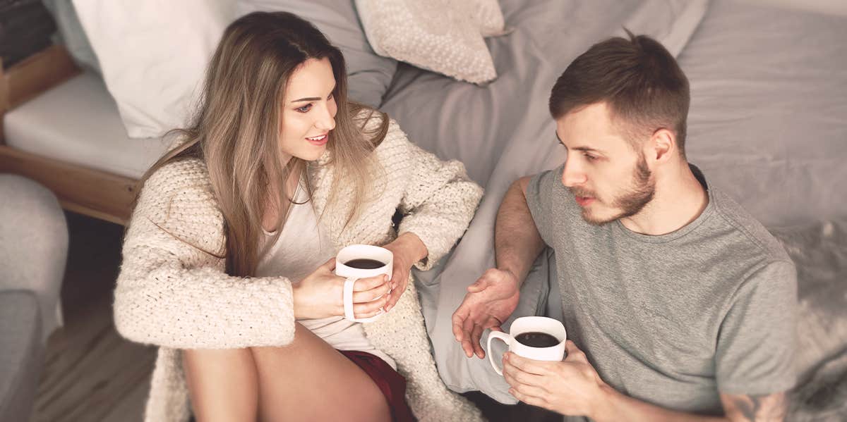 Want Your Man To Really Listen? Then Talk To Him Like THIS couple chating