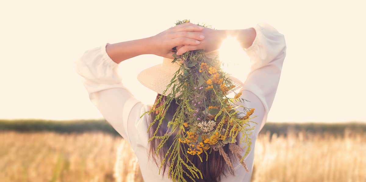 woman holding a weed bouquet 