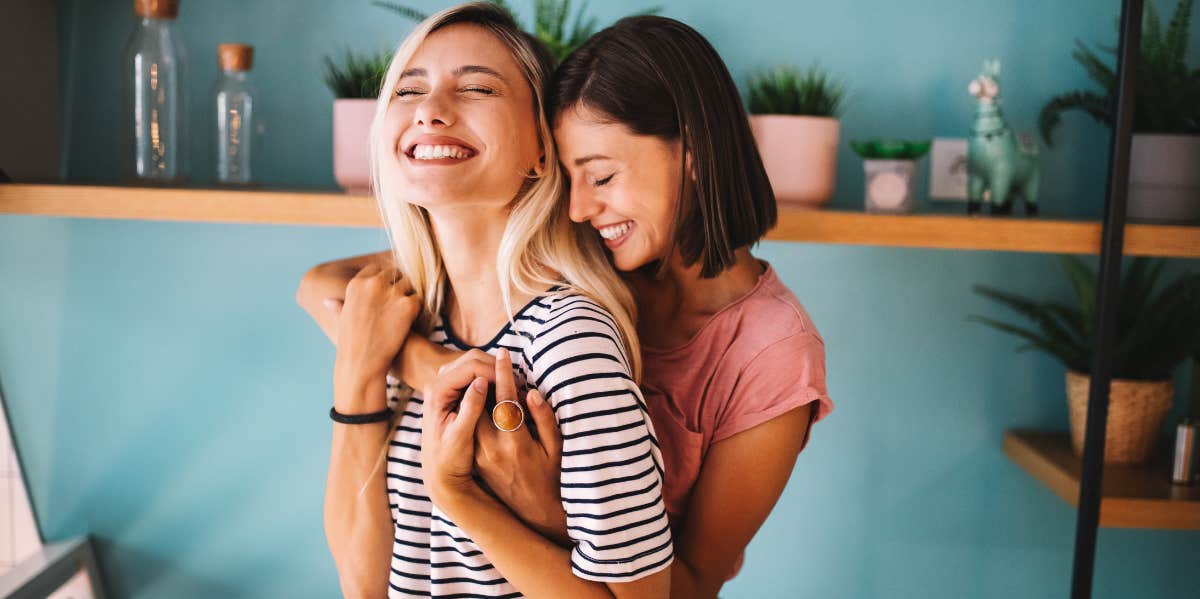 Weekly Love Horoscope For October 9 - 15, 2023 happy couple