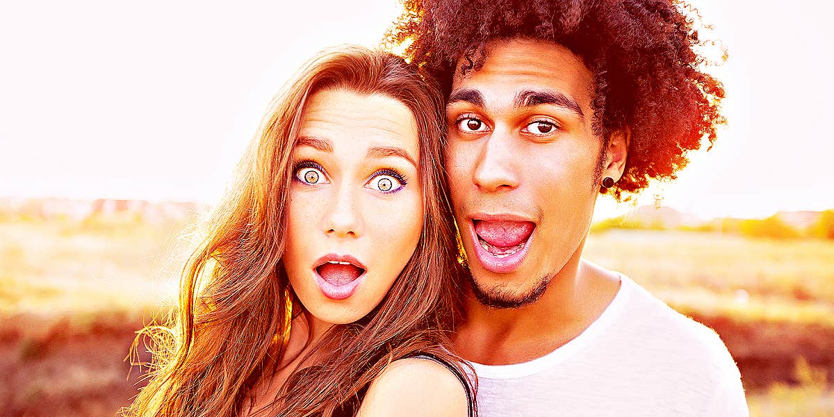 10 Bizarre Things People Do That Totally Ruin A First Date young couple looks surprised outdoors
