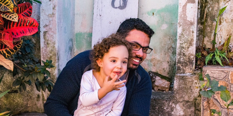 What Are Daddy Issues? How Fathers Affect The Health Of Their Daughters' Relationships What Are Daddy Issues? How Fathers Affect The Health Of Their Daughters' Relationships