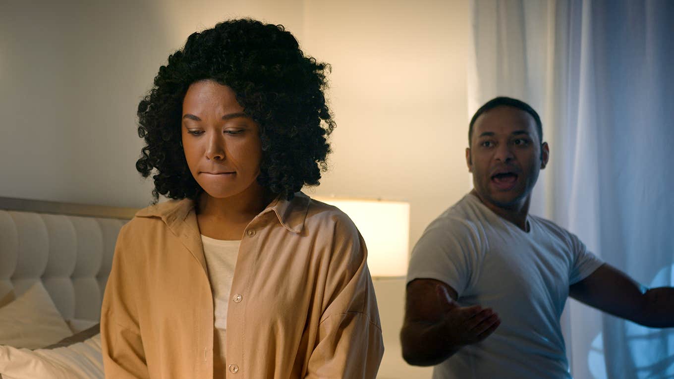 10 Times It's Ok To Stay In An Unhappy Marriage married couple arguining