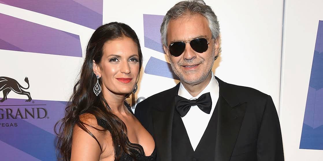 Image of Andrea Bocelli, his wife Enrica Cenzatti and their son Amos