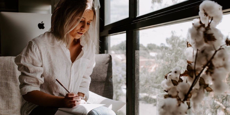 Why & How To Write A Love Letter To Yourself If You're Single On Valentine's Day 2020