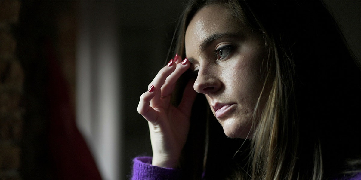 17 Disturbing Reasons Why Narcissists Prey On Anxious People anxious woman