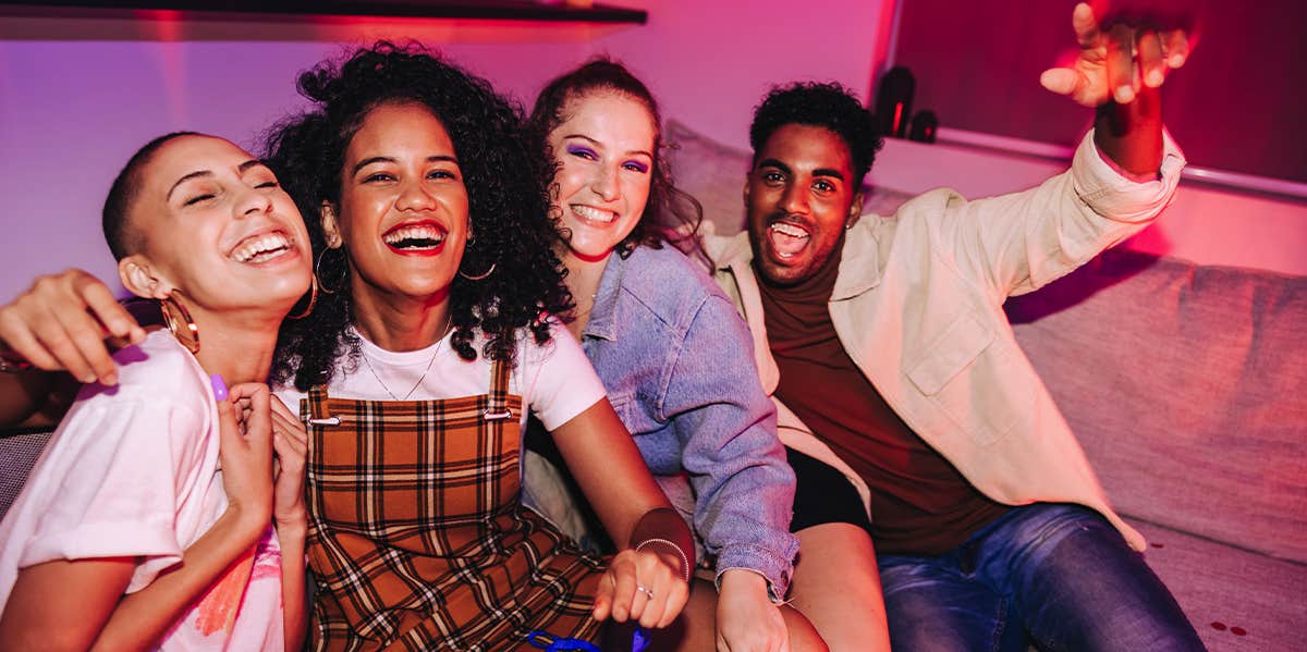 Why I Am Damn Proud To Be A Part Of The 'Me' Generation group of friends