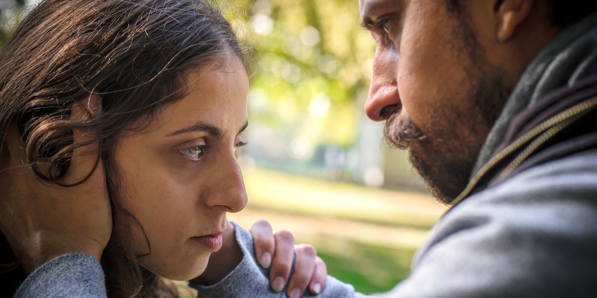Why Some Women Are Addicted To Abusive Men abusive boyfriend holding girlfriend's face