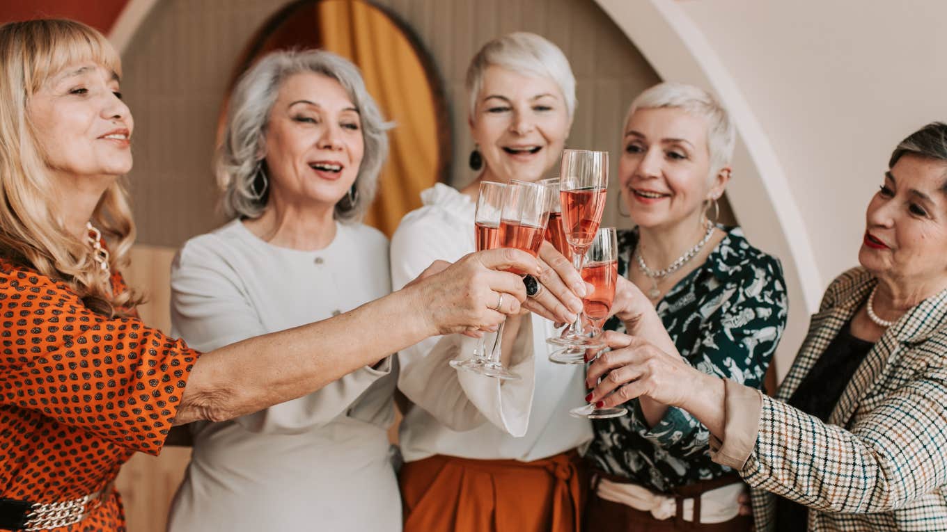 Woman Calls Out Boomer Panic After Witnessing Older Generation's Inability To Stay Calm When Frustrated older women together