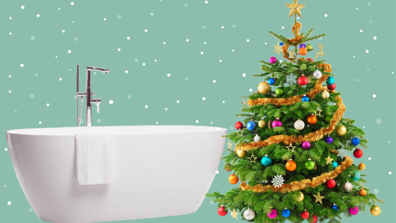 Woman Films Herself Cleaning Her Christmas Tree In A Bathtub And Says We Should All Be 'Bathing' Our Trees Too christmas tree, bath tub, clean, christmas
