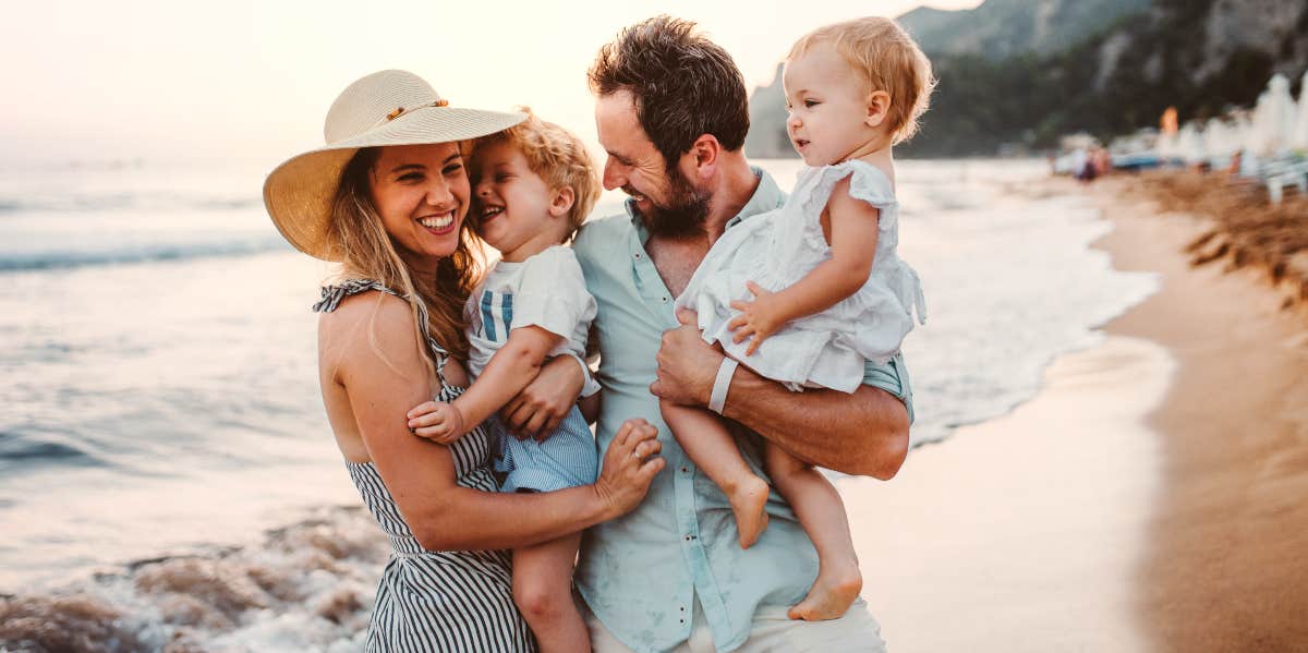 Woman Seeks Advice After Her Sister Refuses To Pay For Her Kids On Family Vacation Family enjoying vacation