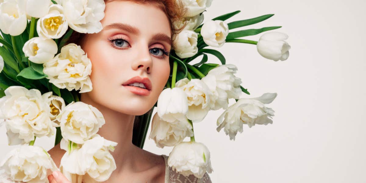 What Your Zodiac Sign Can Manifest On August 4, During Moon Sextile Uranus what your zodiac sign can manifest on august 4