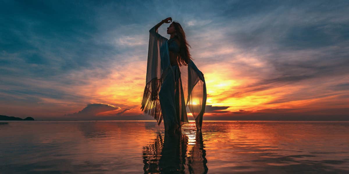 3 Zodiac Signs Who Finally Get Closure From Heartache During Sun Sextile Moon Starting February 26 - 28, 2022 3 Zodiac Signs Who Finally Get Closure From Heartache During Sun Sextile Moon Starting February 26 - 28, 2022