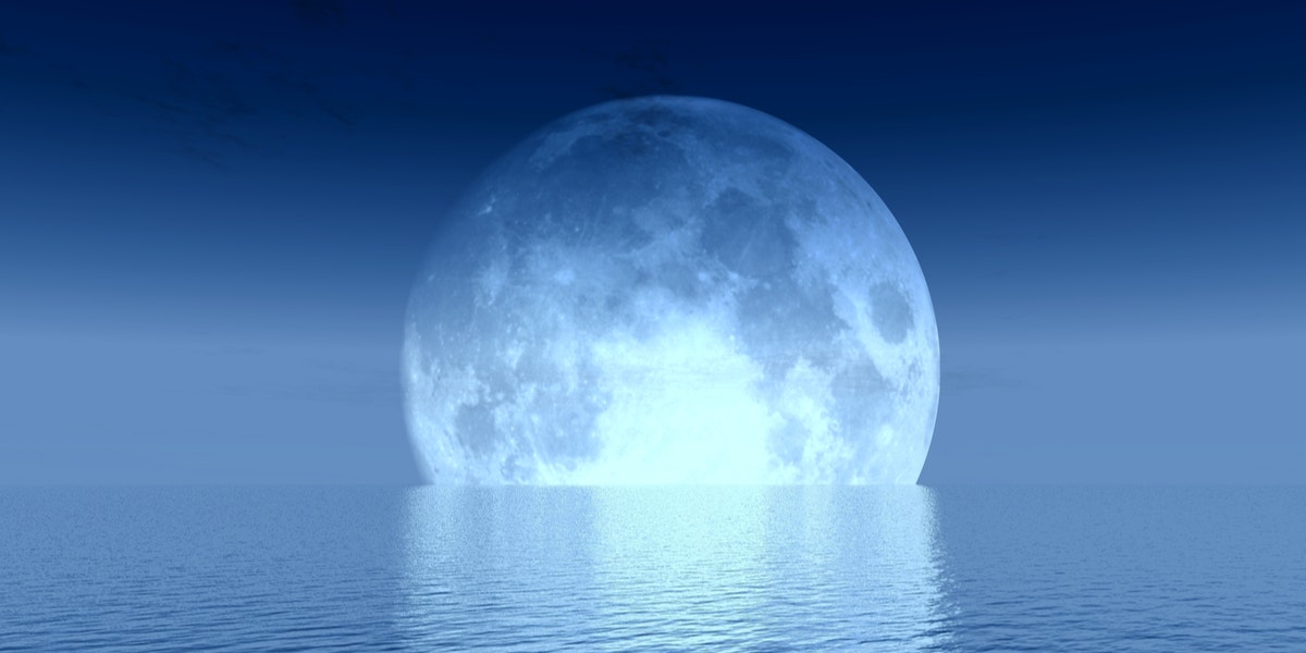 Full Moon In Gemini Horoscopes For All Zodiac Signs, December 18, 2021