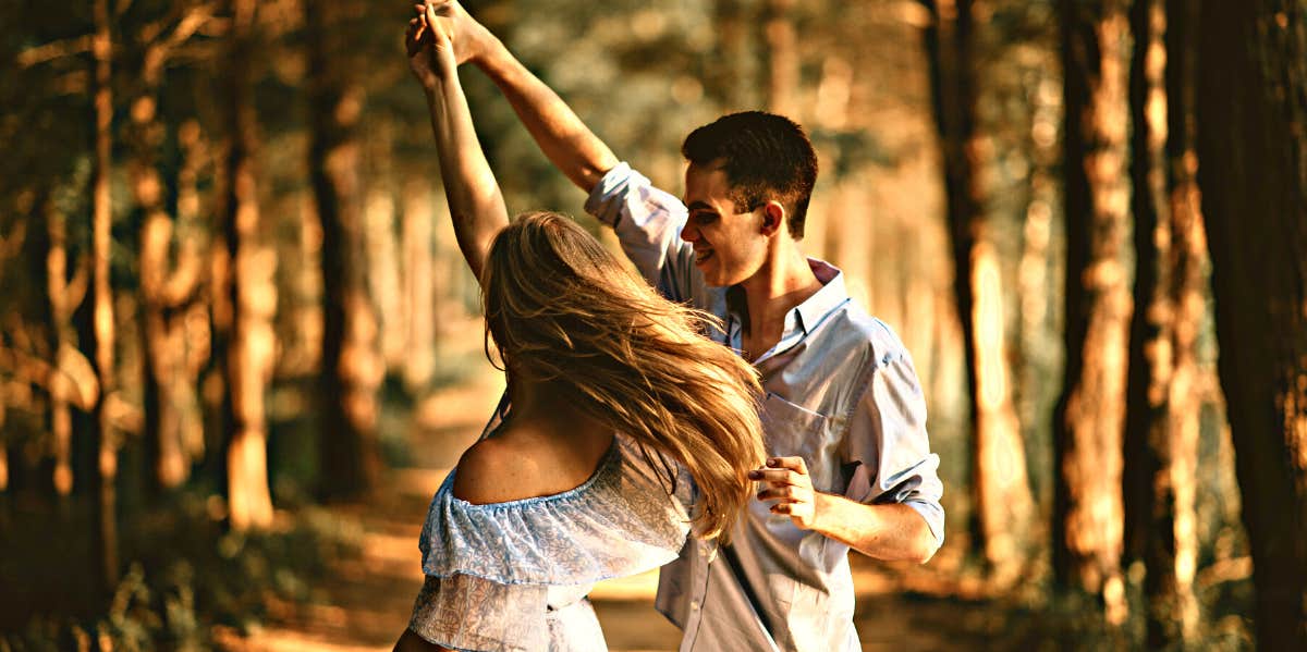 3 Zodiac Signs Who Are Luckiest In Love The Week Of April 25 - May 1, 2022 zodiac signs luckiest in love april 25, 2022 to may 1, 2022